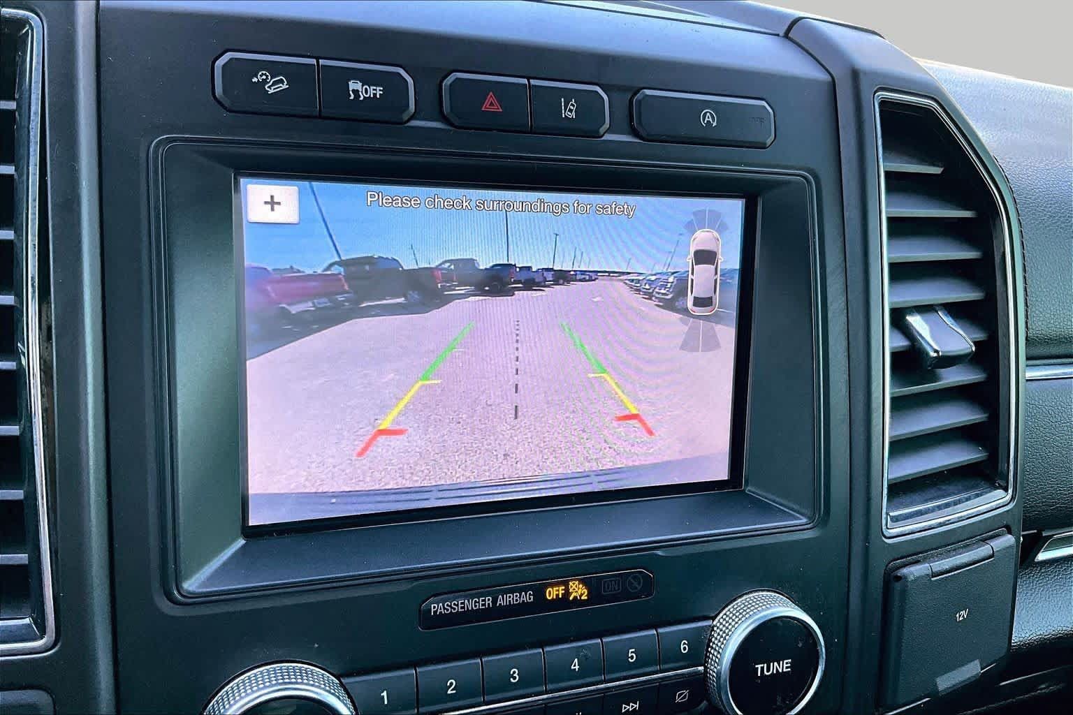 Used 2019 Ford Expedition Max Limited w/ Driver Assistance Package AWD/4WD image 27