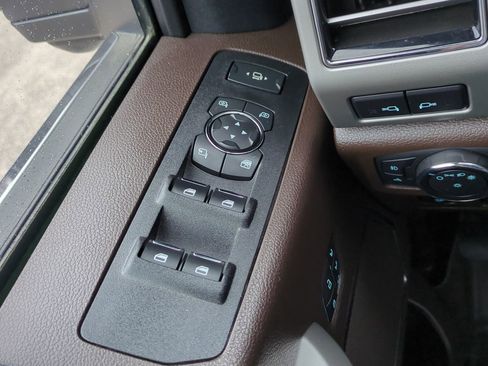 Used 2021 Ford F250 King Ranch w/ King Ranch Ultimate Package image 25