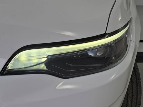 Used 2021 Jeep Cherokee Latitude Plus image 29