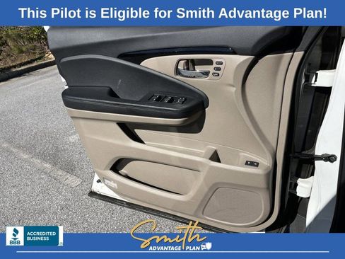 Used 2022 Honda Pilot Touring image 16
