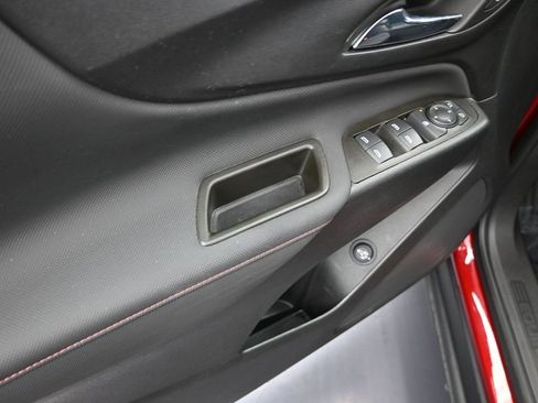 Used 2023 Chevrolet Equinox RS image 10