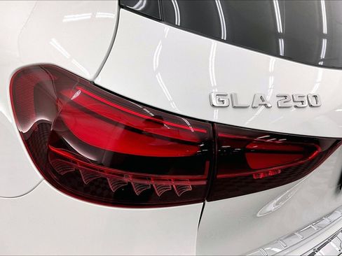Used 2026 Mercedes-Benz GLA 250 image 27