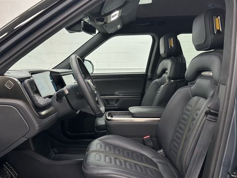 Used 2023 Rivian R1T Adventure AWD/4WD image 11