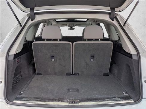 Certified 2025 Audi Q7 Premium Plus image 4