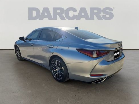 Used 2025 Lexus ES 350 w/ Premium Package image 4