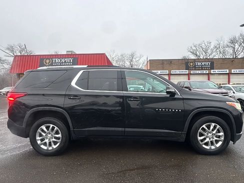 Used 2018 Chevrolet Traverse LT image 4
