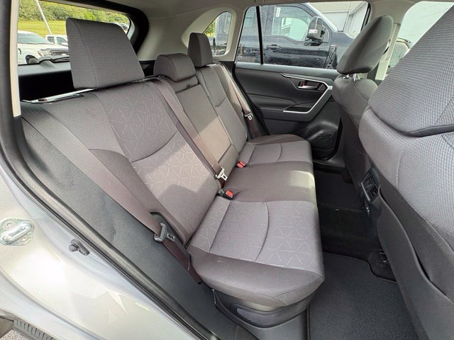 Used 2025 Toyota RAV4 XLE w/ Convenience Package AWD/4WD image 29