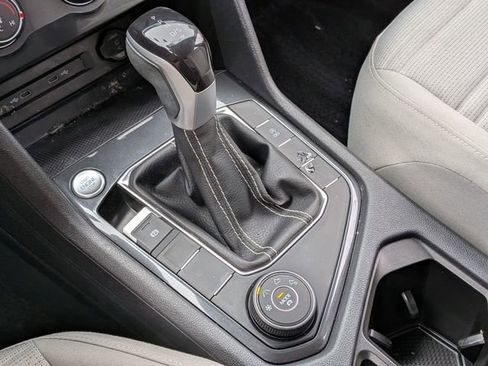 Used 2023 Volkswagen Tiguan S image 16