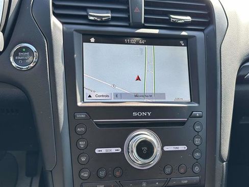 Used 2019 Ford Fusion Titanium image 19