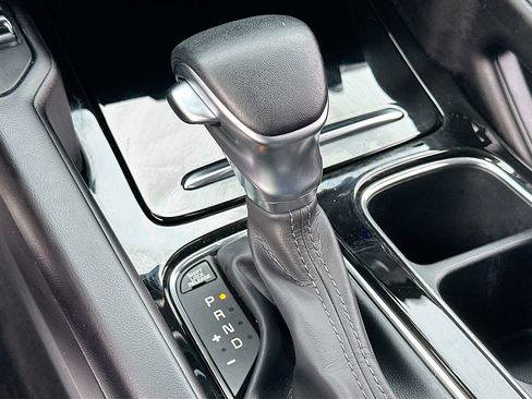 Certified 2025 Kia Telluride S FWD image 17
