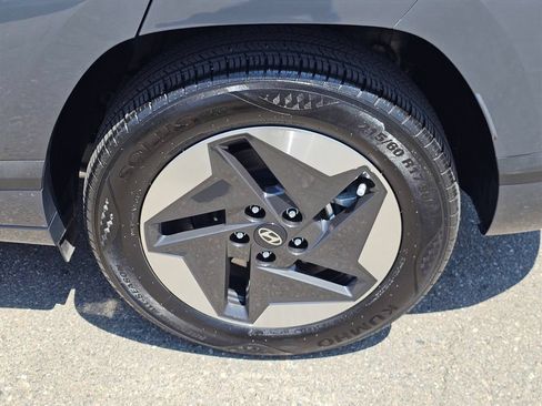 Certified 2024 Hyundai Kona SEL FWD image 9