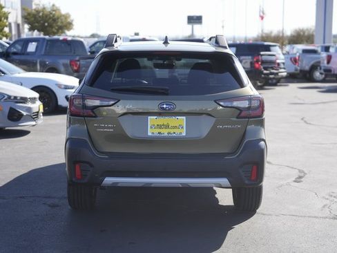 Used 2021 Subaru Outback Limited image 7