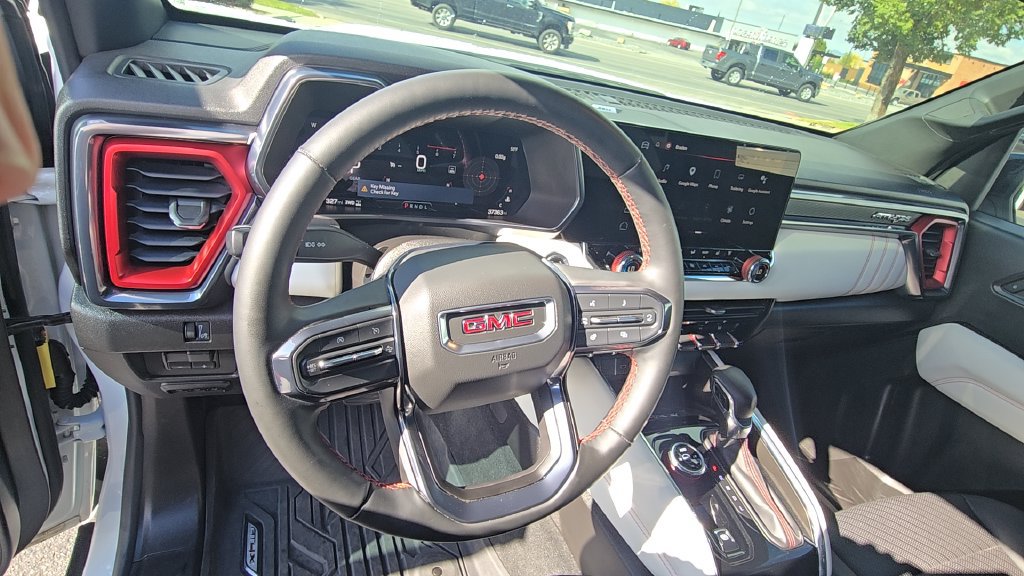 Used 2023 GMC Canyon AT4X w/ Edition 1 AWD/4WD image 13