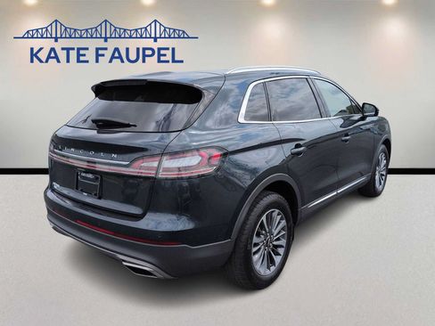 Used 2023 Lincoln Nautilus AWD w/ Premium Package image 7