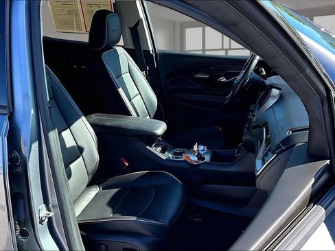 Used 2019 GMC Terrain Denali w/ Driver Alert Package II AWD/4WD image 8