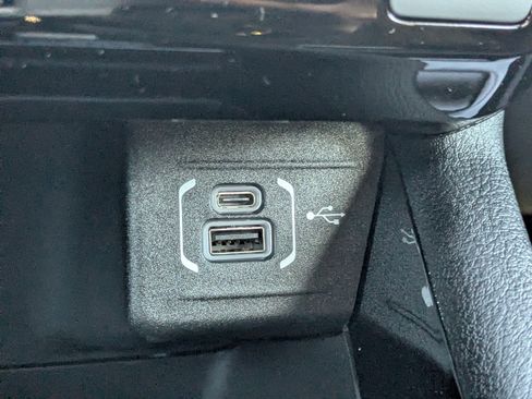 New 2026 Jeep Compass Latitude image 20