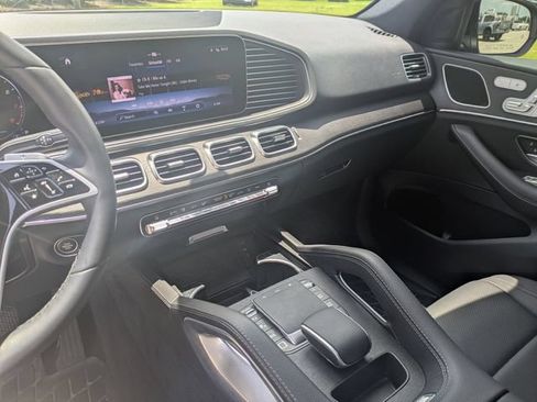 Used 2025 Mercedes-Benz GLE 350 4MATIC image 19