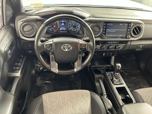 Used 2023 Toyota Tacoma TRD Off-Road image 21