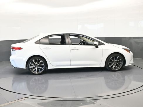 Used 2020 Toyota Corolla LE image 7