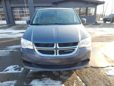 Used 2017 Dodge Grand Caravan SE w/ Power Window Group image 4