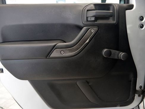 Used 2012 Jeep Wrangler Sport AWD/4WD image 14