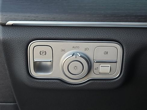 New 2026 Mercedes-Benz GLE 350 4MATIC image 23