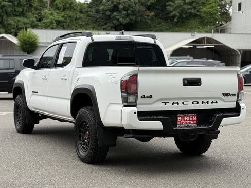 Certified 2022 Toyota Tacoma TRD Pro image 3