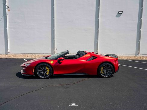Used 2025 Ferrari SF90 Spider AWD/4WD image 9
