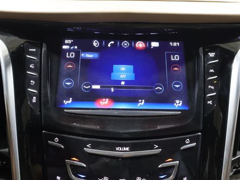 Used 2020 Cadillac Escalade Platinum AWD/4WD image 35