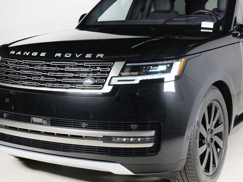 Used 2023 Land Rover Range Rover SE AWD/4WD image 28