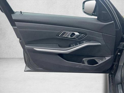 Used 2020 BMW 330i xDrive Sedan image 11