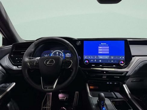 Used 2024 Lexus TX 500h AWD w/ Technology Package image 10
