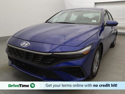 Used 2025 Hyundai Elantra SE