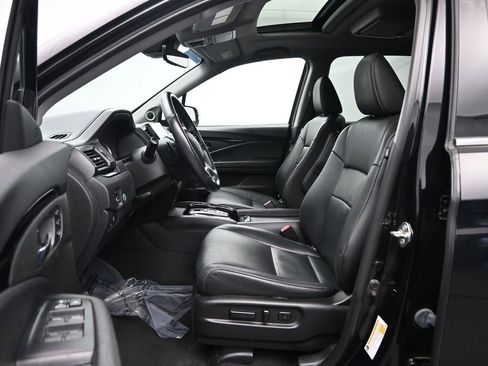 Used 2020 Honda Pilot Touring image 21