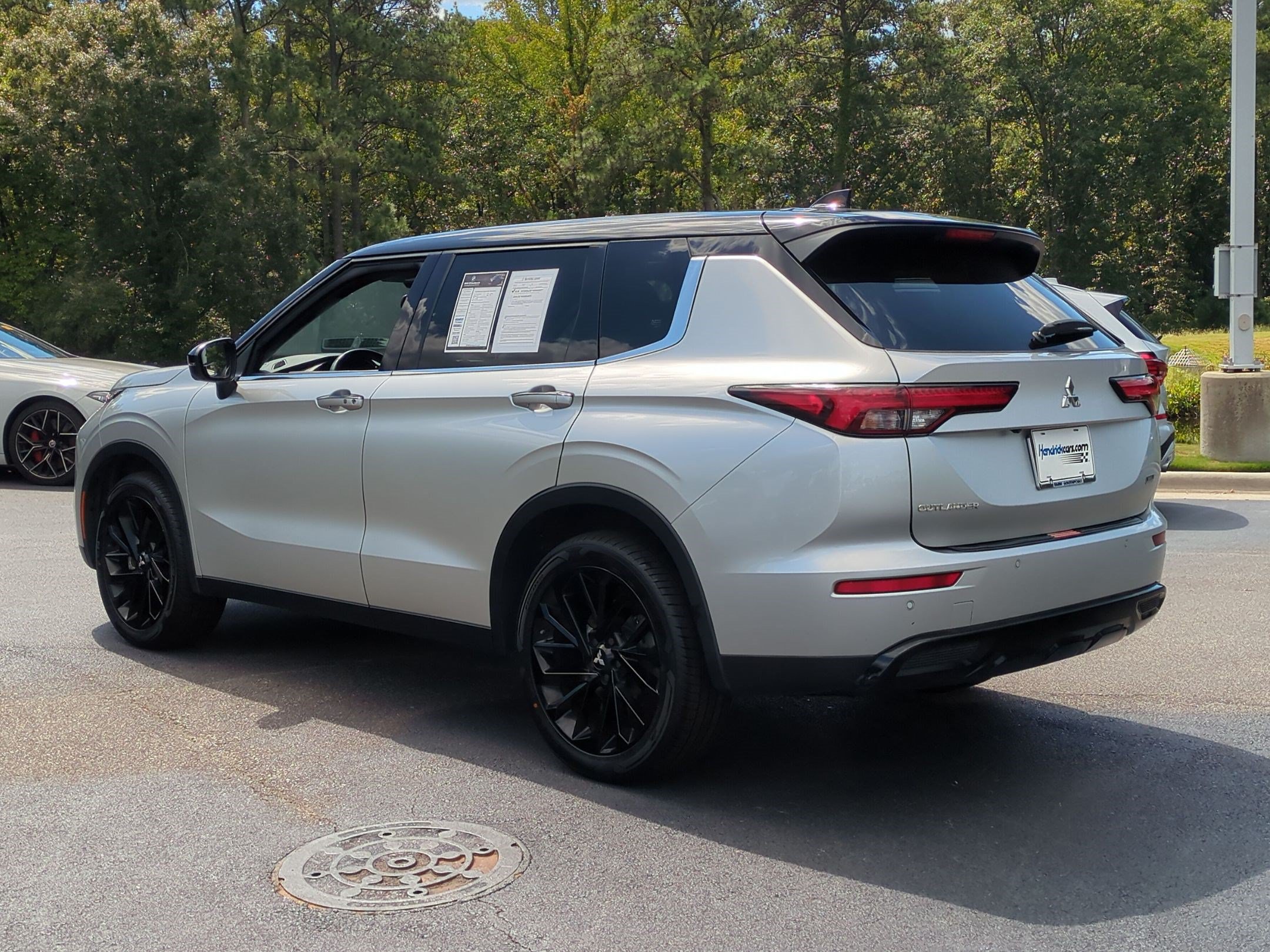 Used 2023 Mitsubishi Outlander SEL FWD image 8