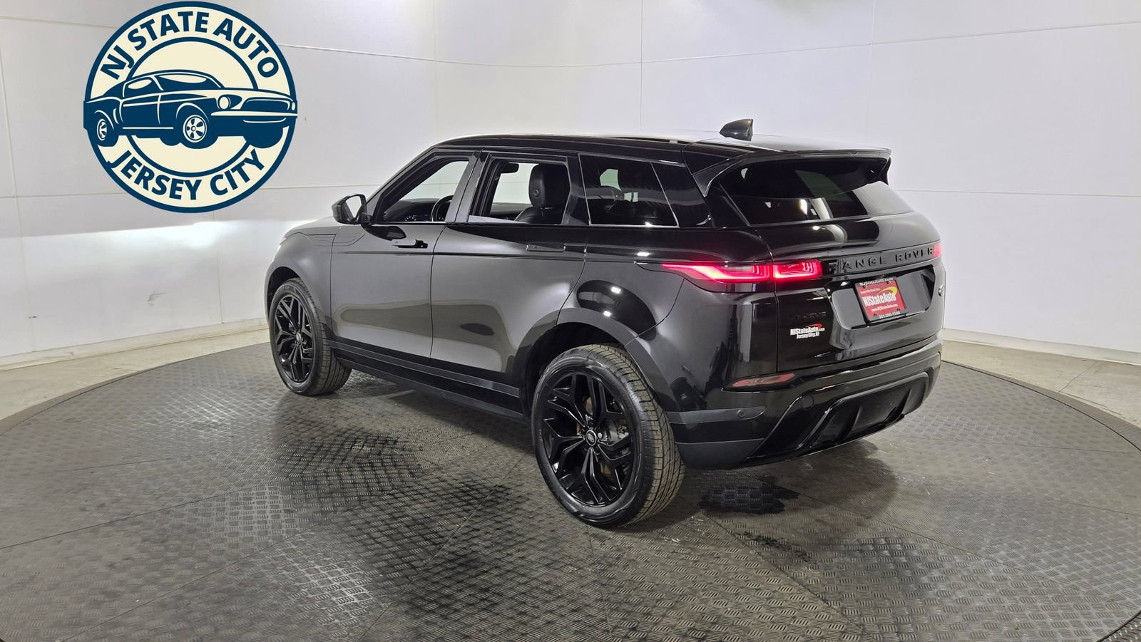Used 2022 Land Rover Range Rover Evoque SE AWD/4WD image 5