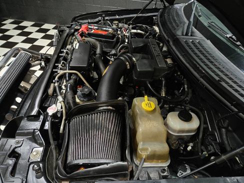 Used 2010 Ford F150 Raptor image 76