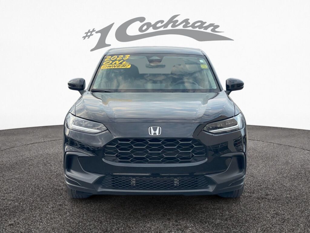 Used 2023 Honda HR-V LX image 2