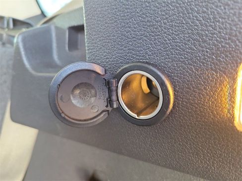 Used 2018 Ford Escape SEL image 25