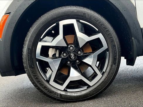 Used 2024 Hyundai Santa Cruz Limited image 8