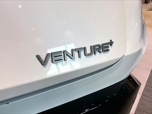 Certified 2024 Nissan Ariya FWD image 8