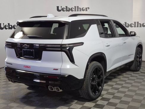 New 2026 Chevrolet Traverse RS w/ LPO, Floor Liner Package FWD image 7