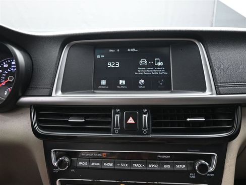 Used 2018 Kia Optima LX w/ 17" Alloy Wheels Package image 13