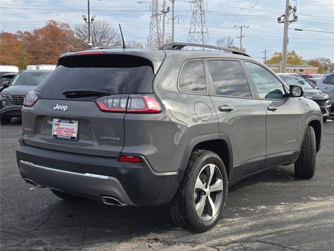 Certified 2022 Jeep Cherokee Limited image 12