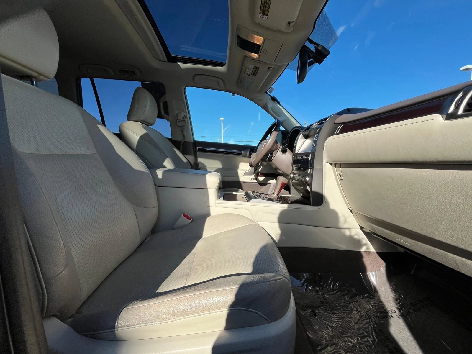 Used 2015 Lexus GX 460 w/ Premium Package AWD/4WD image 33