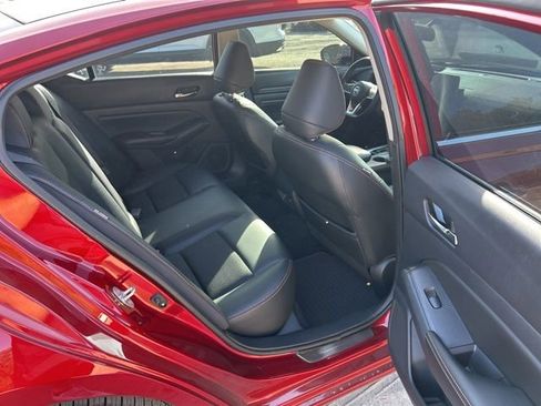 Used 2019 Nissan Altima 2.5 SR w/ SR Premium Package image 8