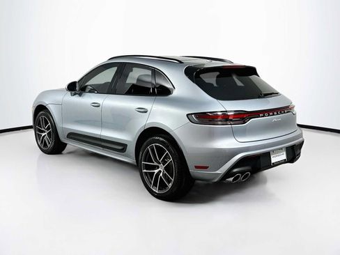 Certified 2026 Porsche Macan AWD/4WD image 3