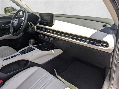 Used 2024 Honda HR-V EX-L image 21