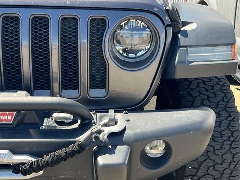 Used 2018 Jeep Wrangler Unlimited Rubicon image 11