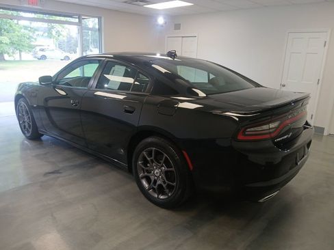 Used 2018 Dodge Charger GT AWD/4WD image 3